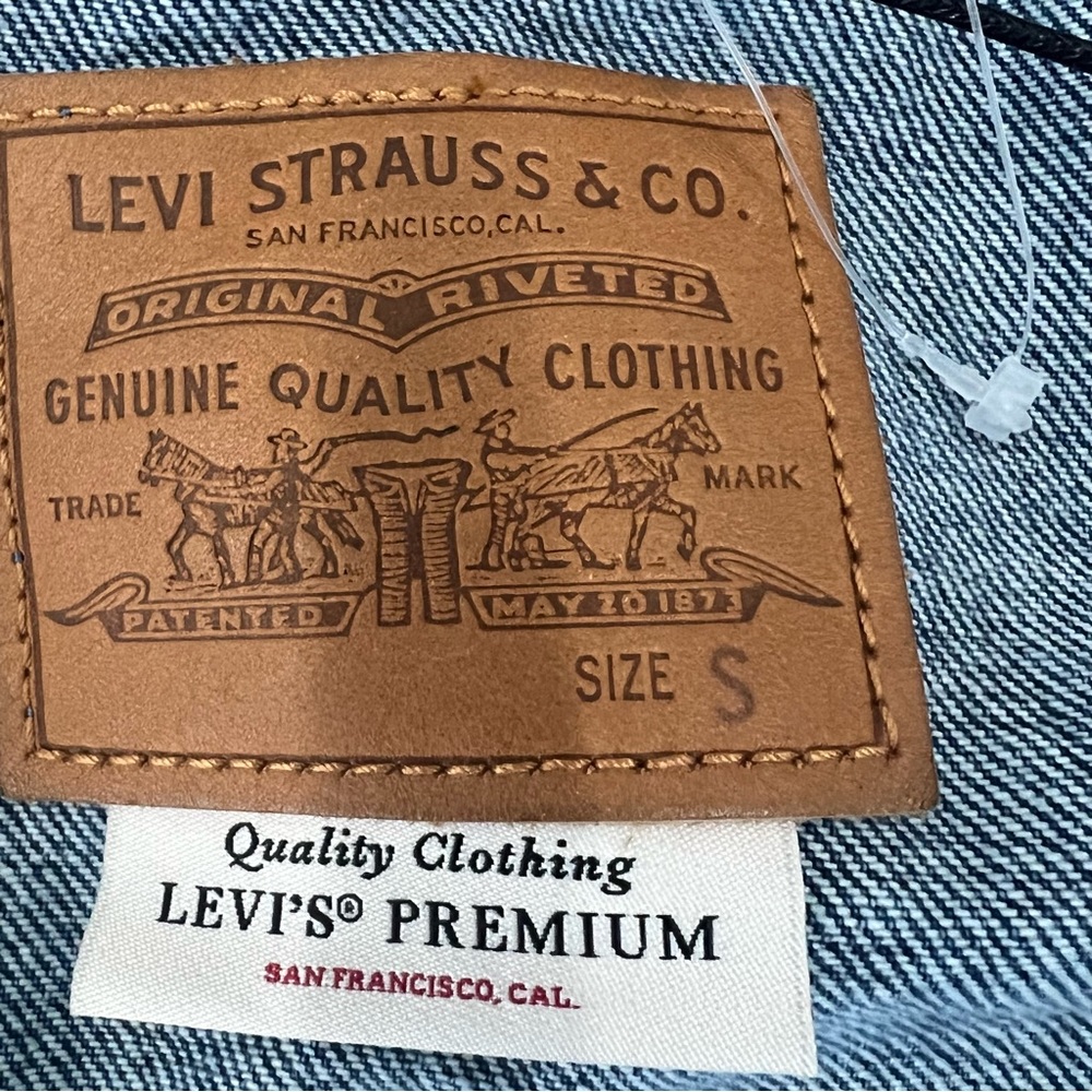Levi's 90's Trucker Jacket Relaxed Oversize‎ Fit Size Small - Picture 7 of 14
